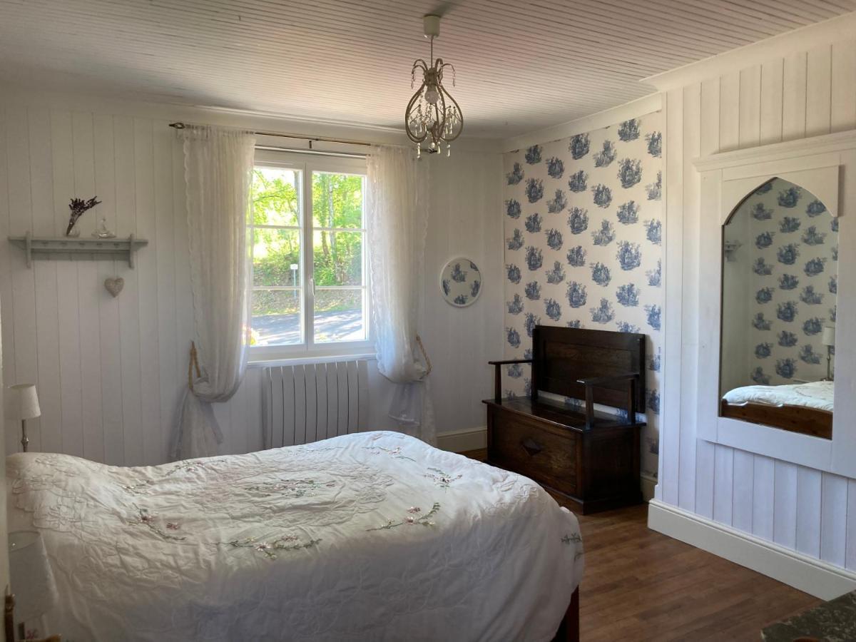 La Maison Charmante D'Elisabeth Saint-Ybard Ngoại thất bức ảnh